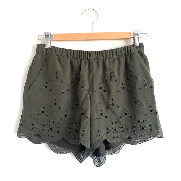 Army green silk shorts - Picture 1 of 4